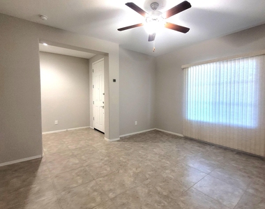 25925 W Tonto Lane - Photo Thumbnail 7