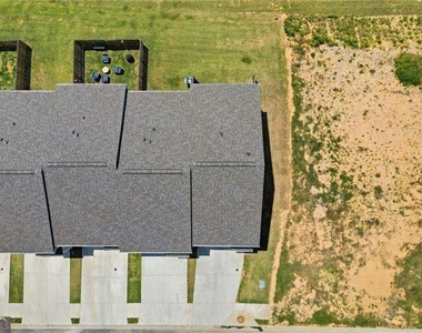 157 Village Green Drive - Photo Thumbnail 28