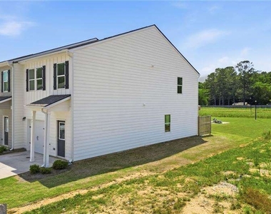 157 Village Green Drive - Photo Thumbnail 25