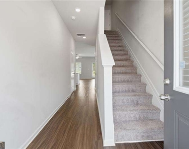 157 Village Green Drive - Photo Thumbnail 3