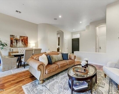 16589 N 109th Street - Photo Thumbnail 2