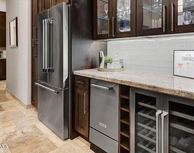 16589 N 109th Street - Photo Thumbnail 7