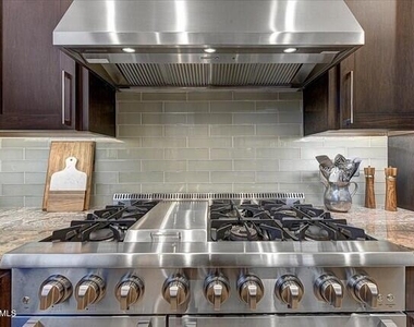 16589 N 109th Street - Photo Thumbnail 8