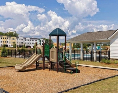 1422 Creekside Circle Nw - Photo Thumbnail 19