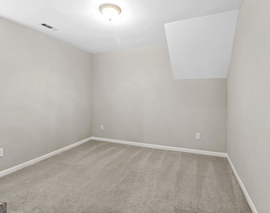 15 Abby Court - Photo Thumbnail 34
