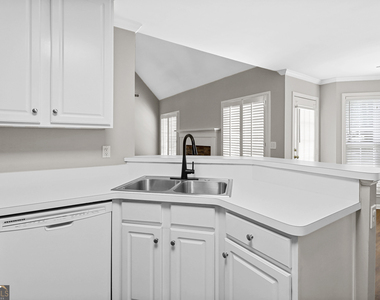 15 Abby Court - Photo Thumbnail 28