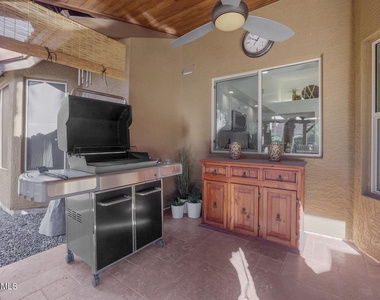 6001 E Monte Cristo Avenue - Photo Thumbnail 5