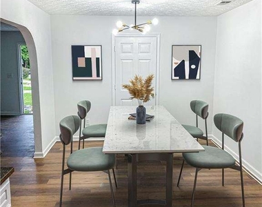 1754 Soapstone Court - Photo Thumbnail 4