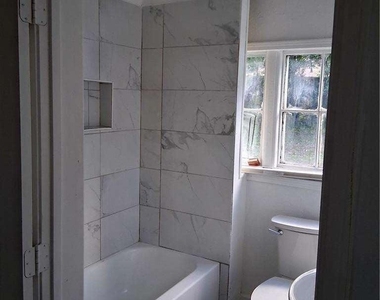 3435 Hillcrest Road - Photo Thumbnail 6