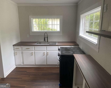 348 Hortman Avenue - Photo Thumbnail 7