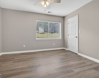 3575 Oakvale Road - Photo Thumbnail 4