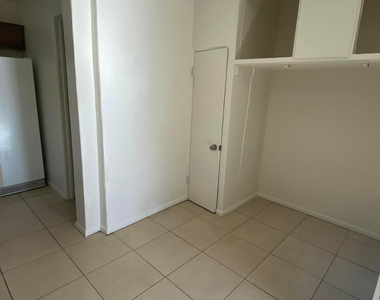 3810 N 9th Place - Photo Thumbnail 3