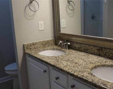 1091 Pine Acre Drive - Photo Thumbnail 2