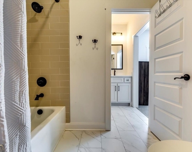 155 Dean Drive - Photo Thumbnail 51