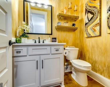 155 Dean Drive - Photo Thumbnail 7