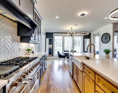 155 Dean Drive - Photo Thumbnail 15