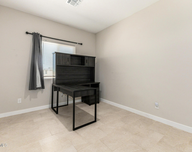 10019 W Monaco Boulevard - Photo Thumbnail 17