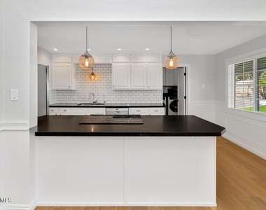 4621 N 43rd Street - Photo Thumbnail 6