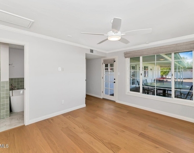 4621 N 43rd Street - Photo Thumbnail 10