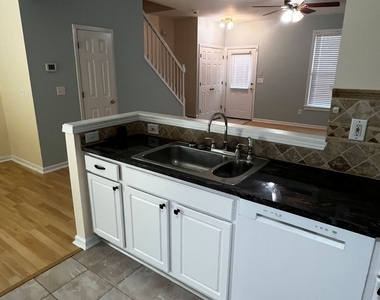 4645 Valais Court - Photo Thumbnail 15