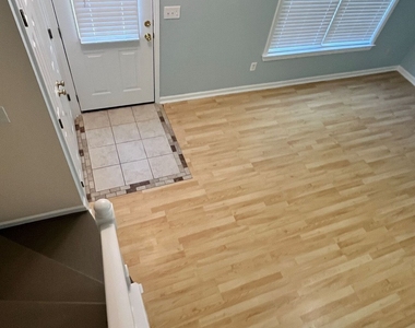 4645 Valais Court - Photo Thumbnail 2