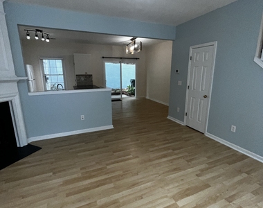 4645 Valais Court - Photo Thumbnail 40
