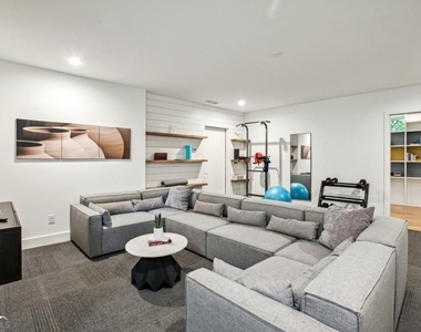 608 Mcgruder Street - Photo Thumbnail 1