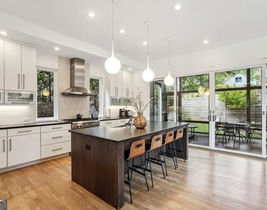 608 Mcgruder Street - Photo Thumbnail 9