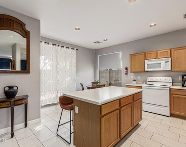 7007 E Keats Avenue - Photo Thumbnail 8