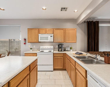 7007 E Keats Avenue - Photo Thumbnail 12