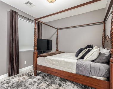 7007 E Keats Avenue - Photo Thumbnail 27