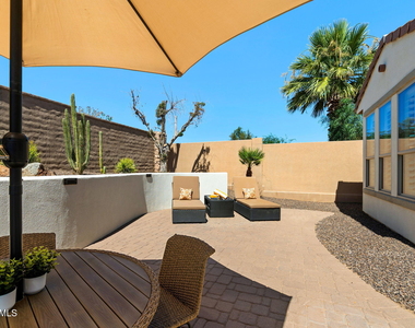 1732 E Vesper Trail - Photo Thumbnail 26