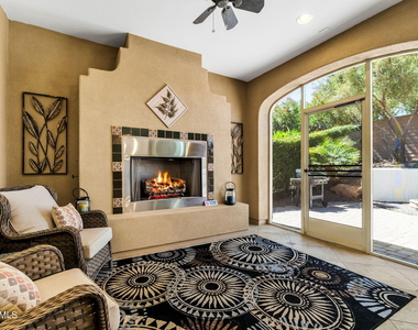 1732 E Vesper Trail - Photo Thumbnail 20