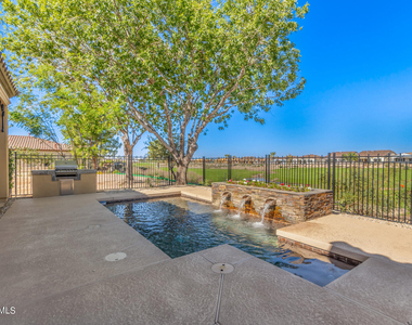 628 E Peach Tree Street - Photo Thumbnail 31