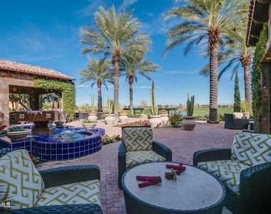 628 E Peach Tree Street - Photo Thumbnail 38