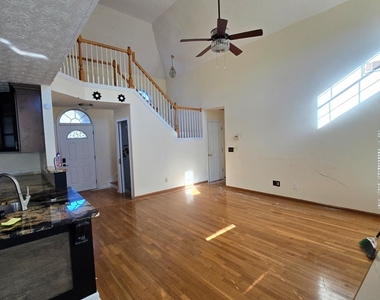 108 Talon Place - Photo Thumbnail 4