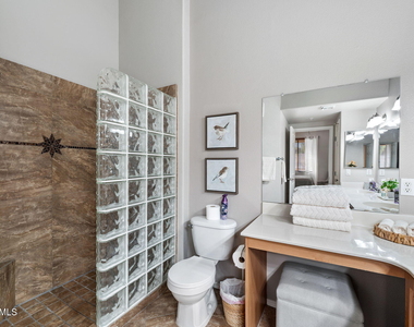 10136 E Southern Avenue - Photo Thumbnail 13