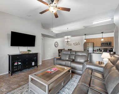10136 E Southern Avenue - Photo Thumbnail 2