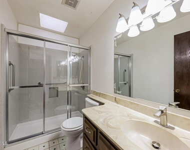 18422 N 30th Lane - Photo Thumbnail 22