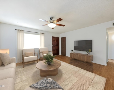 18422 N 30th Lane - Photo Thumbnail 2