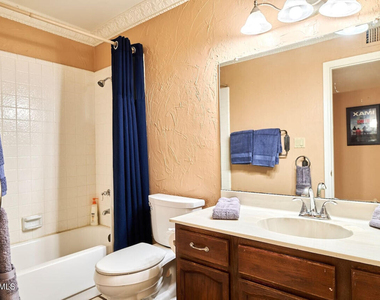 10450 N 77th Place - Photo Thumbnail 20
