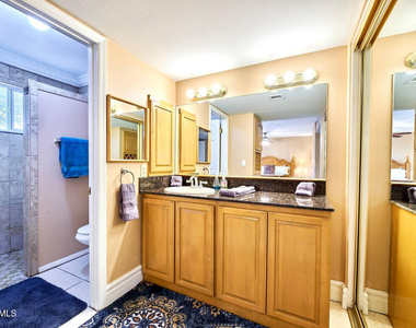 10450 N 77th Place - Photo Thumbnail 10