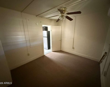 830 E 9th Street - Photo Thumbnail 15