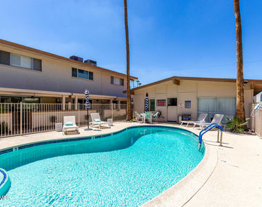 4848 N Woodmere Fairway -- - Photo Thumbnail 28