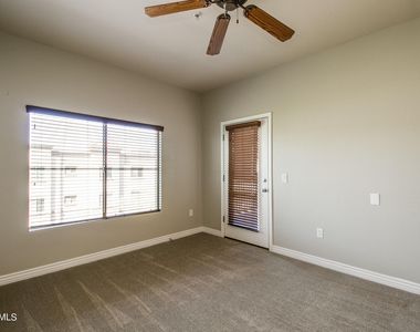 5450 E Deer Valley Drive - Photo Thumbnail 12