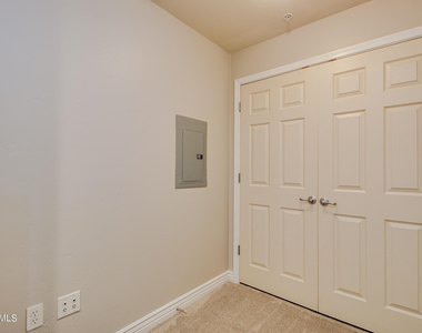 5450 E Deer Valley Drive - Photo Thumbnail 18