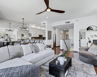 8270 N Hayden Road - Photo Thumbnail 33