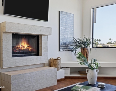8270 N Hayden Road - Photo Thumbnail 40