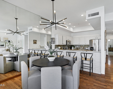 8270 N Hayden Road - Photo Thumbnail 7