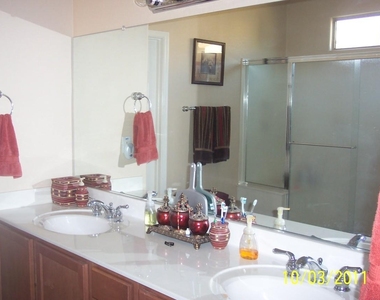 21640 N Casa Royale Drive - Photo Thumbnail 6